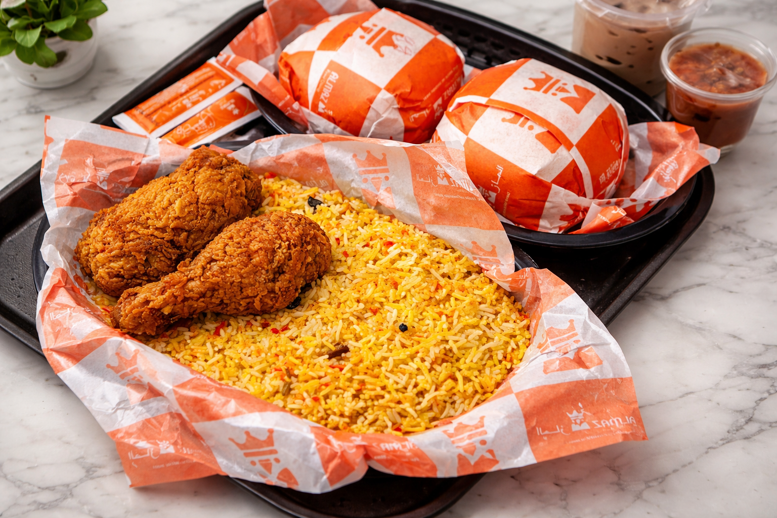 Ayam goreng crispy Almaz Chicken yang renyah dan menggugah selera